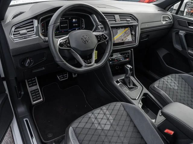 Volkswagen Tiguan 2.0 TDI DSG R-Line
