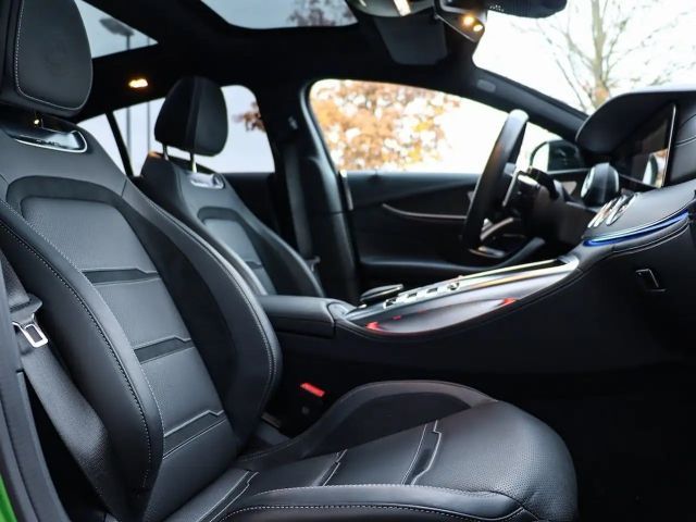 Mercedes-Benz AMG GT 4MATIC+ AMG Line