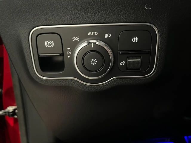 Mercedes-Benz GLA 200 AMG Line