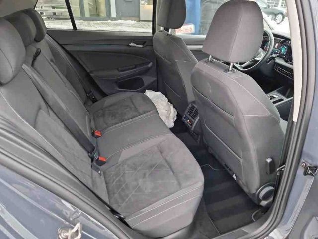Volkswagen Golf 2.0 TSI DSG Golf VIII Style