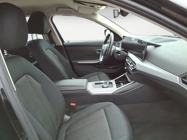 BMW 320 320i Touring