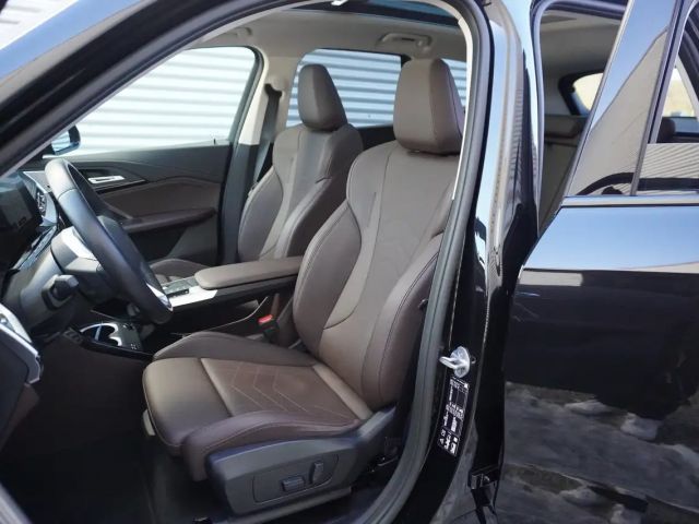 BMW X1 xDrive23d xLine Head-Up DrivingPro 360Kamera Harma