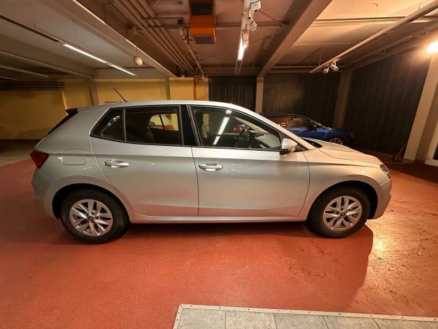 Skoda Fabia Edition 130*LED*SHZ*SmartLink*Rückfahrkamera*