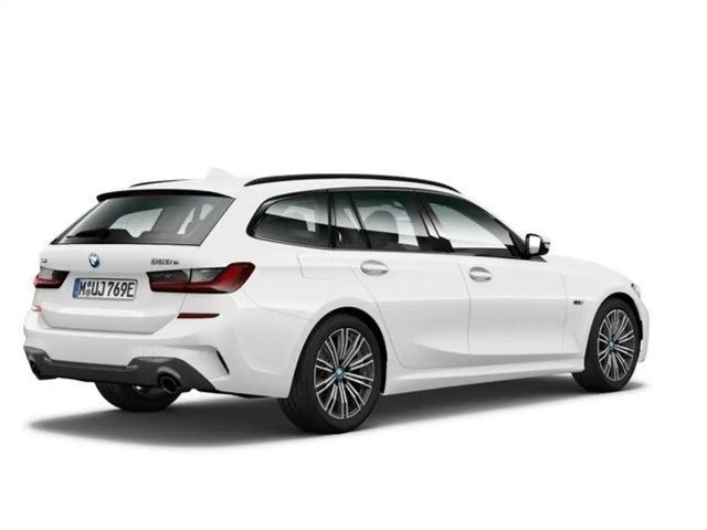 BMW 330 330e M-Sport Touring xDrive
