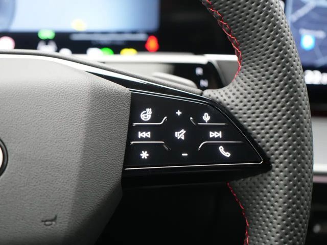 Audi Q3 S-Line S-Tronic