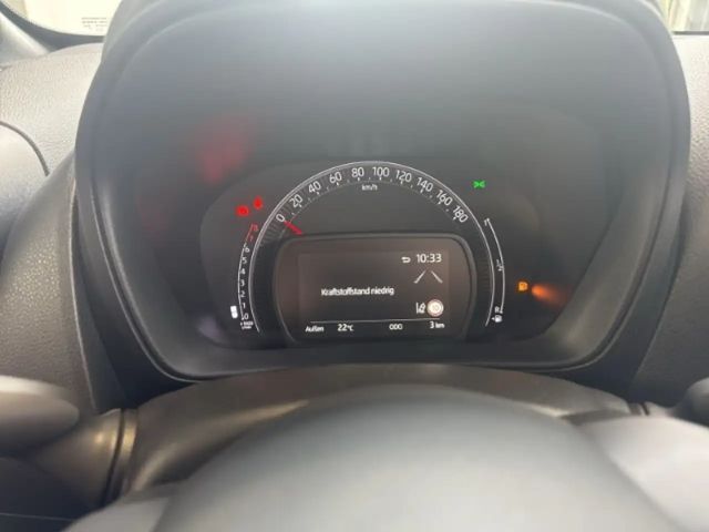 Toyota Aygo X Air Teamplayer Einparkhilfen Rückfahrkamera Smartp