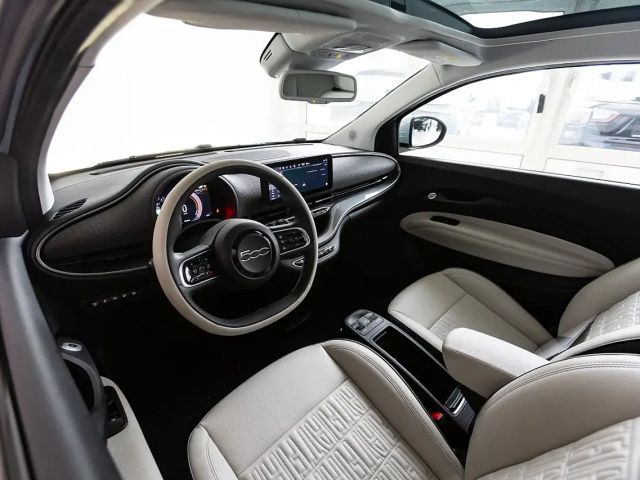 Fiat 500e 42 kWh La Prima