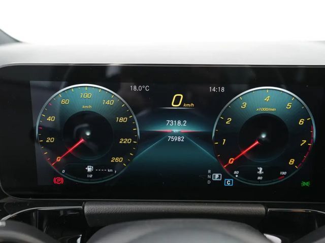 Mercedes-Benz GLA 200 AMG Line