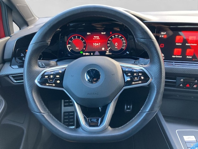 Volkswagen Golf 1.5 TSI DSG R-Line