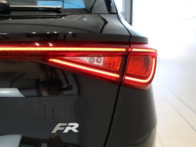 Seat Leon 1.5 eTSI DSG FR-lijn Sportstourer