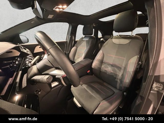 Mercedes-Benz GLA 180 AMG Line