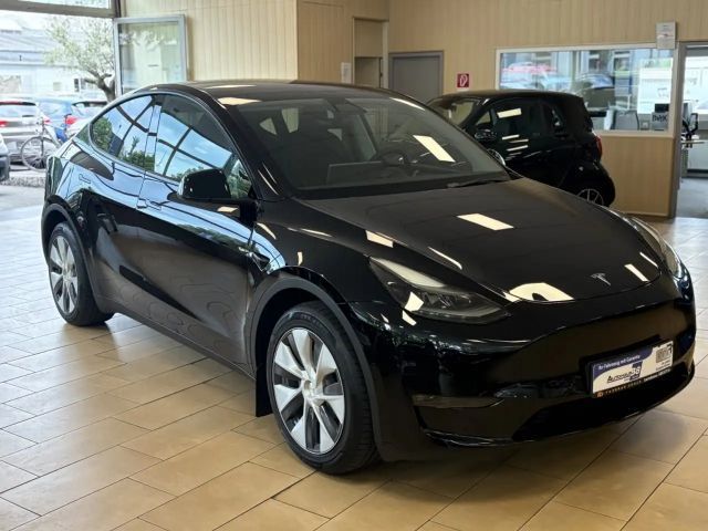 Tesla Model Y AWD Dual Motor Long Range