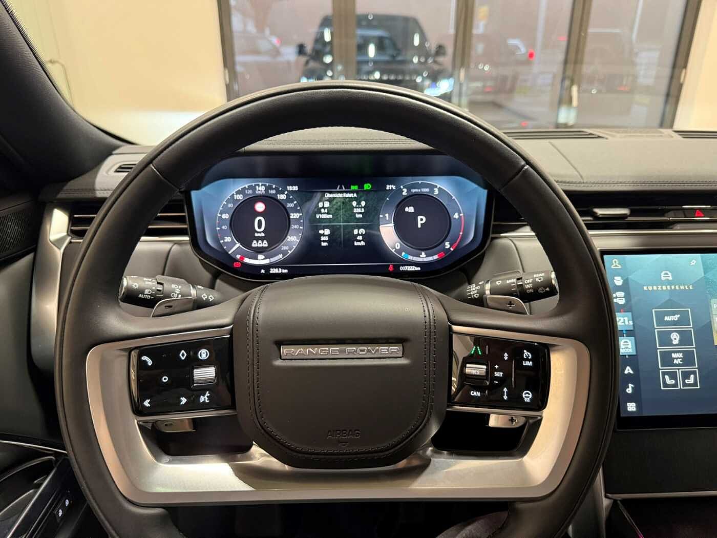 Land Rover Range Rover D300 HSE