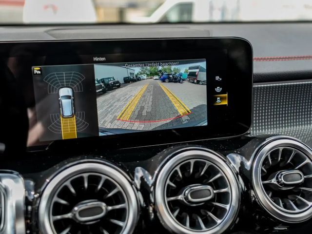 Mercedes-Benz EQB 250 AMG Line Advanced