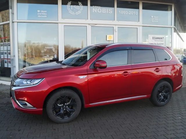 Mitsubishi Outlander 4WD MIVEC PHEV