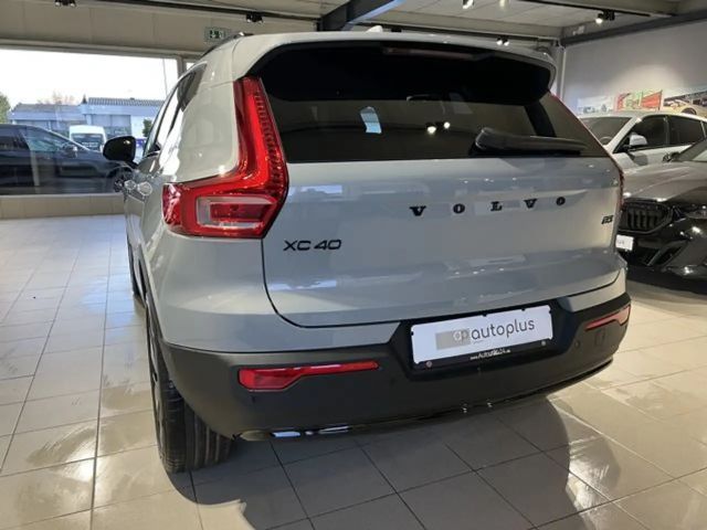 Volvo XC40 Plus
