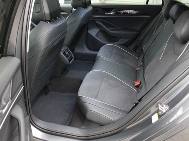 Volkswagen Passat 2,0 l TDI SCR 110 kW (150 PS) 7-Gang-Doppelkupplungsgetrie KLIMA LED NAVI ALU