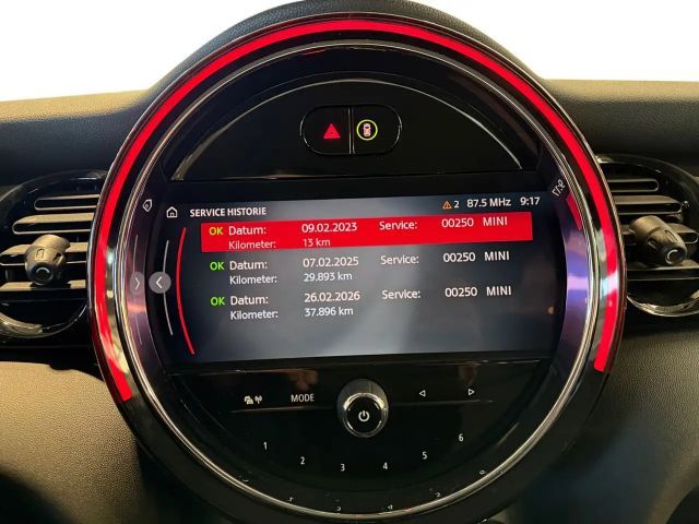 MINI Cooper Essential