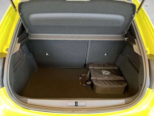 Peugeot E-208 GT-Line