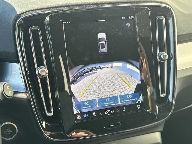 Volvo XC40 Dark Plus