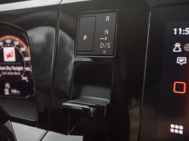 Volkswagen Multivan 2.0 TDI DSG IQ.Drive Lang T7