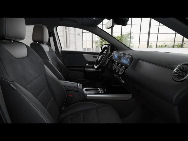 Mercedes-Benz GLA 180 AMG Line