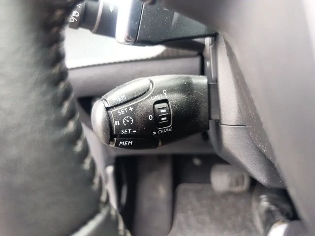 Peugeot 208 Allure Pack PureTech