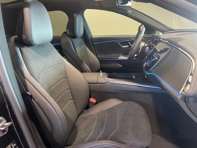 Mercedes-Benz E 220 E 220 d Sedan