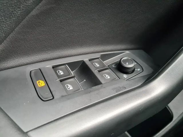 Volkswagen T-Cross 1.0 TSI R-Line