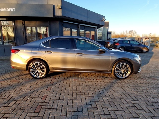 Skoda Superb 1.5 TSI