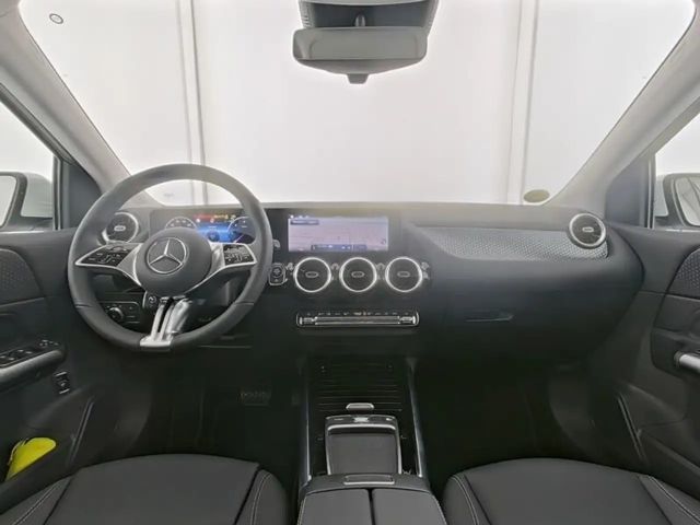 Mercedes-Benz B 200 B 200 d