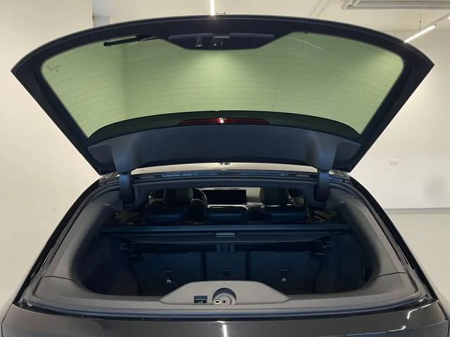 BMW 330 330e M-Sport Touring xDrive