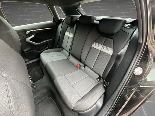 Audi A3 35 TFSI S-Tronic Sedan