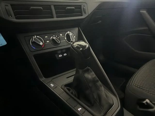 Volkswagen Polo 1.0 MPI