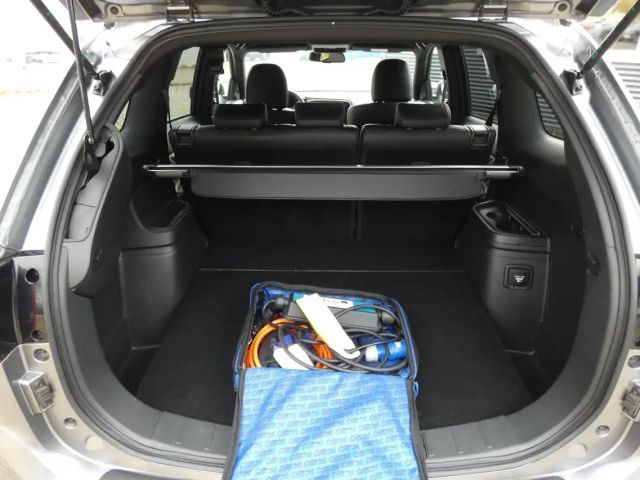 Mitsubishi Outlander 4WD PHEV