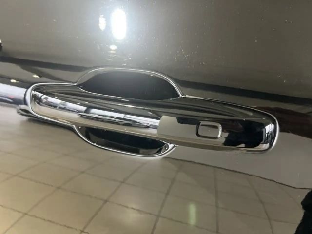 Volvo XC60 AWD Dark Plus