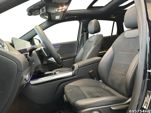 Mercedes-Benz GLA 220 4MATIC AMG Line