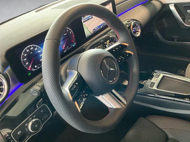 Mercedes-Benz A 220 4MATIC