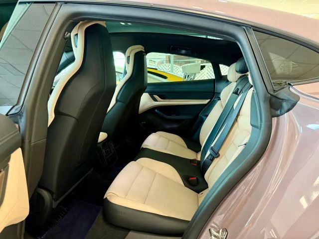 Porsche Taycan Performance Plus