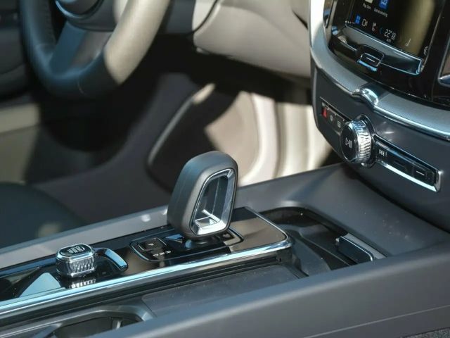 Volvo XC60 Dark Plus