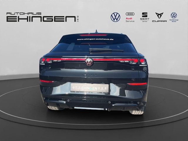 Volkswagen T-Roc 1.5 eTSI DSG R-Line