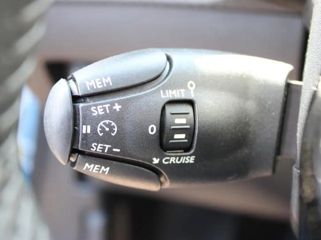 Peugeot 2008 Allure Pack