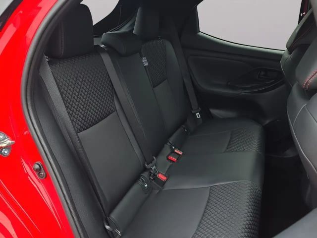 Toyota Yaris Hatchback Hybride VVT-i