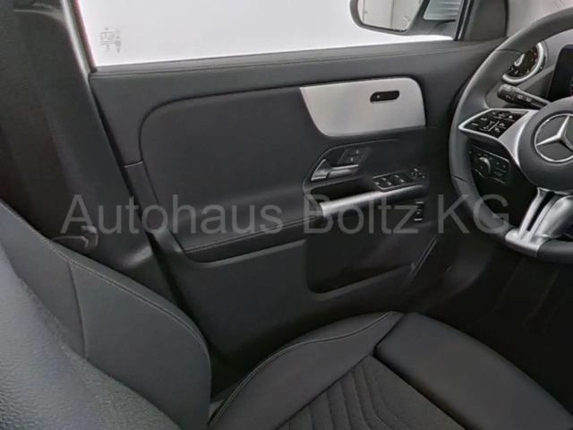 Mercedes-Benz GLA 200 Progressive