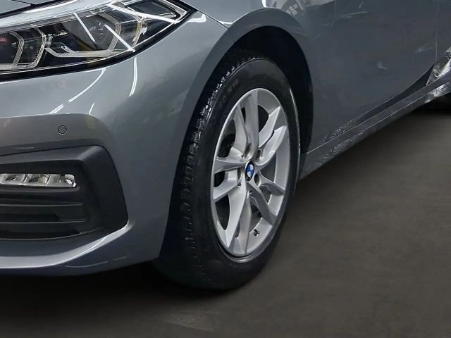 BMW 118 118i Sedan