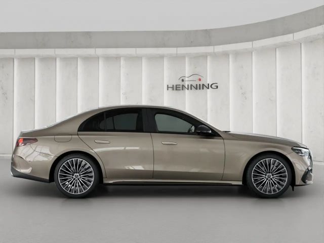 Mercedes-Benz E 220 AMG Line E 220 d Sedan