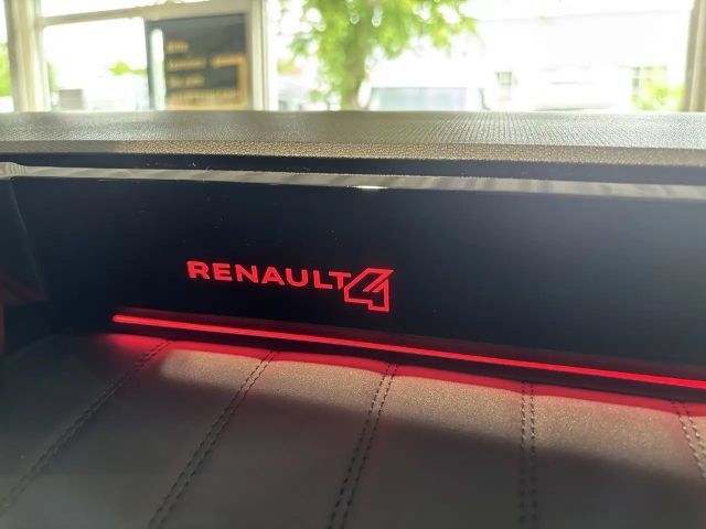 Renault 4 Comfort E-Tech Iconic