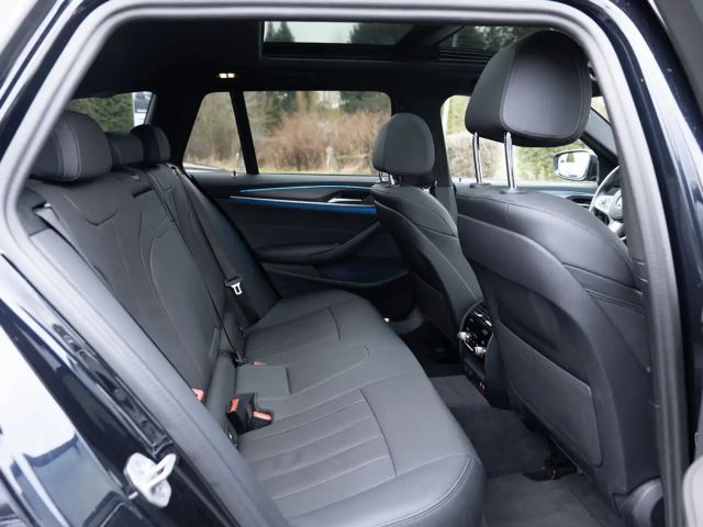 BMW 530 530e M-Sport Touring