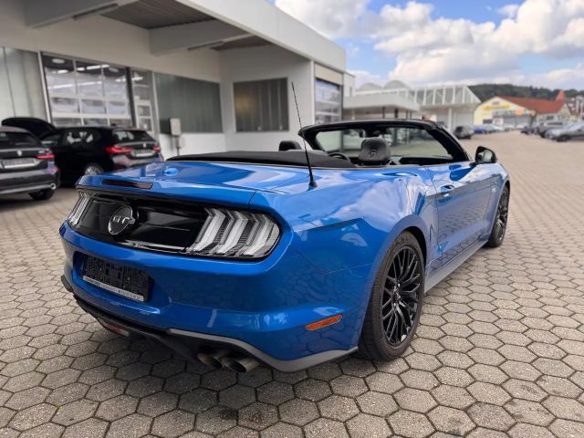 Ford Mustang Convertible GT 5.0 V8
