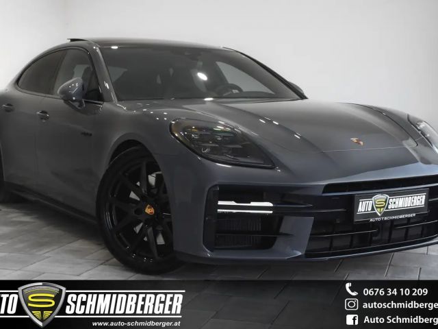 Porsche Panamera 4 E-Hybrid